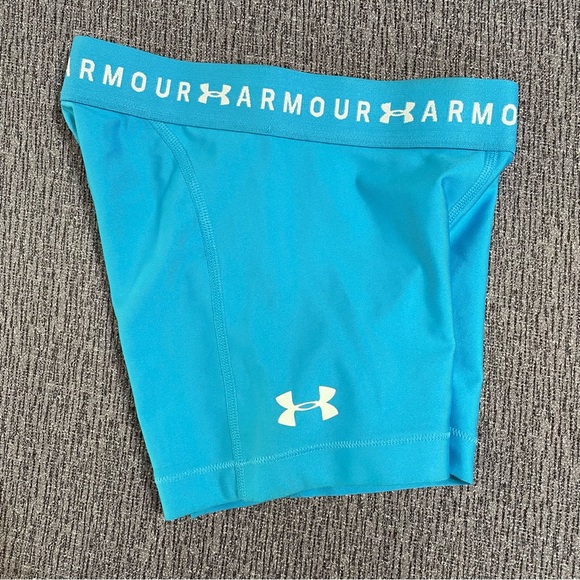 Under Armour Women’s Compression Bike Shorts - Picture 4 of 13